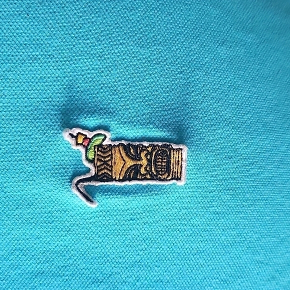 American Eagle Classic Fit turquoise polo with Tiki applique Size: MT - Picture 4 of 10